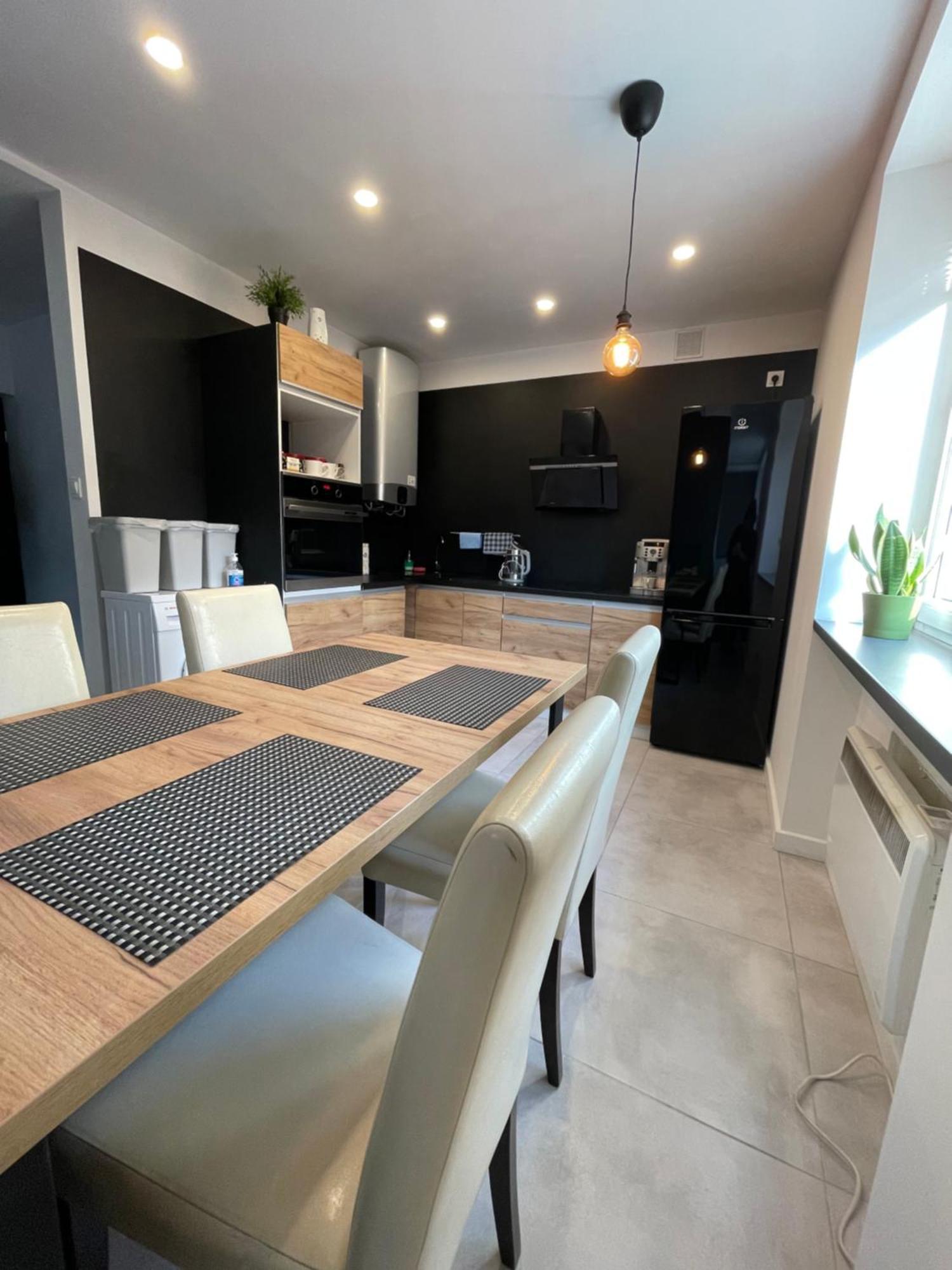 Misvest Karol IX Apartment ซาบเช ภายนอก รูปภาพ